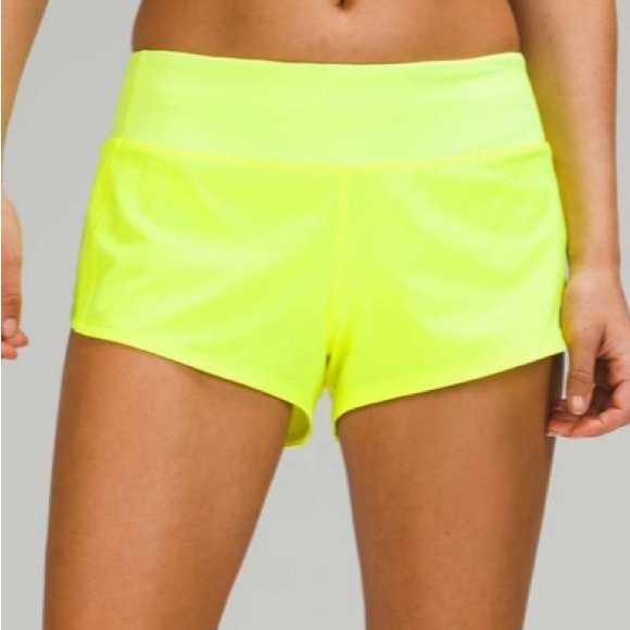 Lululemon Speed Up Short 2.5" EUC Size 6 - Picture 2 of 7